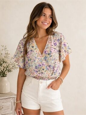 ASTR The Label Floral Wrap Blouse | Flutter Sleeve Pastel Floral Top | Size Med
